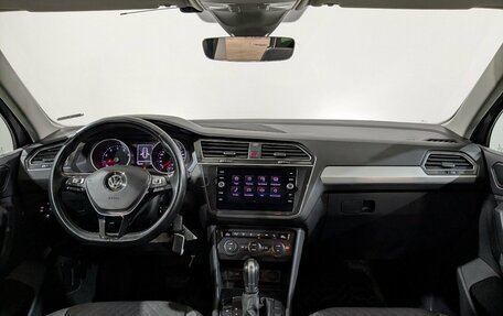 Volkswagen Tiguan II, 2019 год, 2 225 000 рублей, 22 фотография