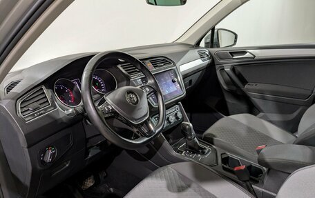 Volkswagen Tiguan II, 2019 год, 2 225 000 рублей, 26 фотография