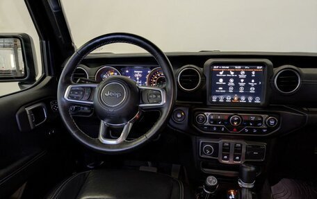 Jeep Wrangler, 2019 год, 4 995 000 рублей, 29 фотография