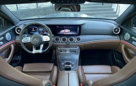 Mercedes-Benz E-Класс AMG, 2019 год, 6 500 000 рублей, 8 фотография