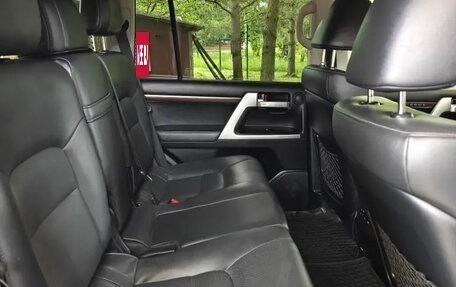 Toyota Land Cruiser 200, 2018 год, 7 500 000 рублей, 7 фотография
