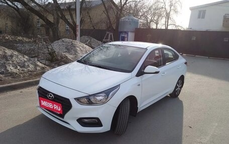 Hyundai Solaris II рестайлинг, 2017 год, 1 100 000 рублей, 6 фотография
