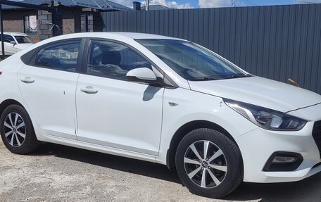 Hyundai Solaris II рестайлинг, 2017 год, 1 100 000 рублей, 10 фотография