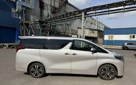 Toyota Alphard III, 2019 год, 4 500 000 рублей, 4 фотография