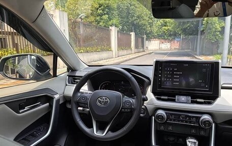 Toyota RAV4, 2026 год, 3 650 000 рублей, 9 фотография