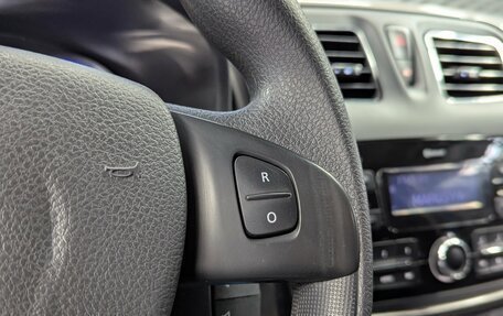 Renault Sandero II рестайлинг, 2017 год, 899 000 рублей, 20 фотография