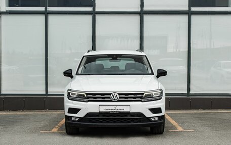 Volkswagen Tiguan II, 2020 год, 2 649 000 рублей, 3 фотография