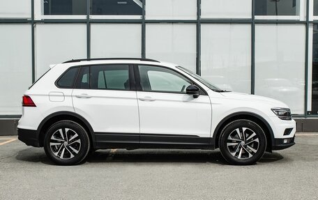 Volkswagen Tiguan II, 2020 год, 2 649 000 рублей, 8 фотография