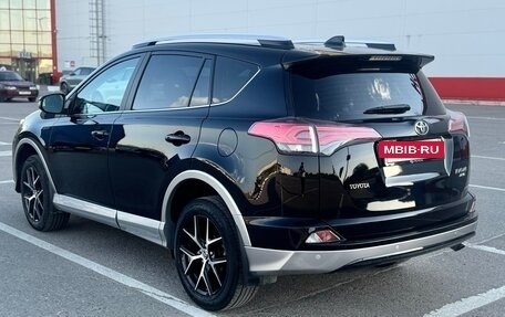 Toyota RAV4, 2017 год, 3 150 000 рублей, 7 фотография