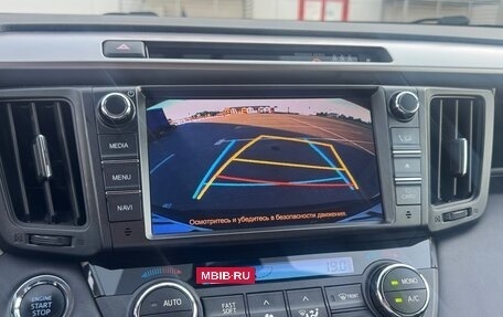 Toyota RAV4, 2017 год, 3 150 000 рублей, 27 фотография
