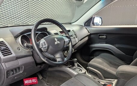 Mitsubishi Outlander III рестайлинг 3, 2007 год, 899 000 рублей, 10 фотография