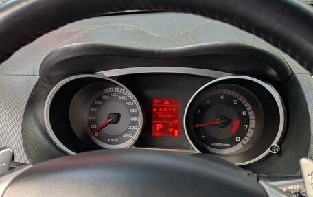 Mitsubishi Outlander III рестайлинг 3, 2007 год, 899 000 рублей, 22 фотография
