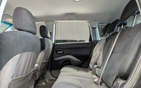 Mitsubishi Outlander III рестайлинг 3, 2007 год, 899 000 рублей, 30 фотография