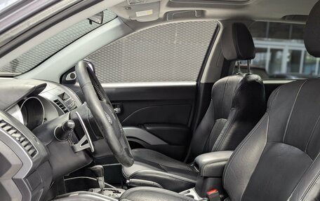 Mitsubishi Outlander III рестайлинг 3, 2008 год, 850 000 рублей, 11 фотография