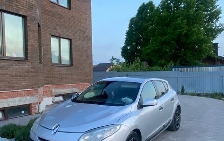 Renault Megane III, 2010 год, 450 000 рублей, 1 фотография