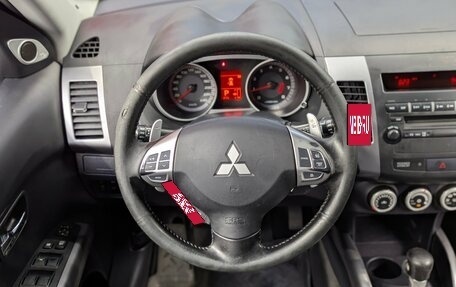 Mitsubishi Outlander III рестайлинг 3, 2008 год, 850 000 рублей, 15 фотография