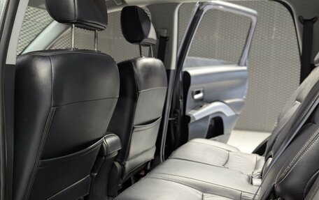 Mitsubishi Outlander III рестайлинг 3, 2008 год, 850 000 рублей, 30 фотография