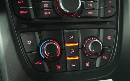 Opel Astra J, 2012 год, 560 000 рублей, 13 фотография