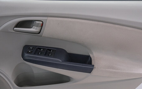 Honda Insight II рестайлинг, 2009 год, 749 000 рублей, 18 фотография