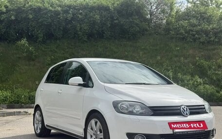 Volkswagen Golf Plus II, 2013 год, 860 000 рублей, 2 фотография