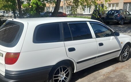 Toyota Caldina, 1997 год, 340 000 рублей, 2 фотография