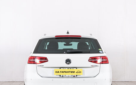 Volkswagen Passat B8 рестайлинг, 2016 год, 1 499 000 рублей, 6 фотография