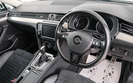Volkswagen Passat B8 рестайлинг, 2016 год, 1 499 000 рублей, 9 фотография