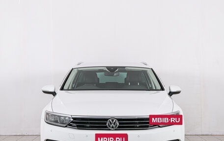Volkswagen Passat B8 рестайлинг, 2016 год, 1 499 000 рублей, 3 фотография