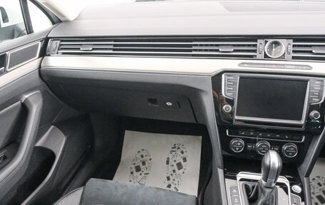 Volkswagen Passat B8 рестайлинг, 2016 год, 1 499 000 рублей, 12 фотография