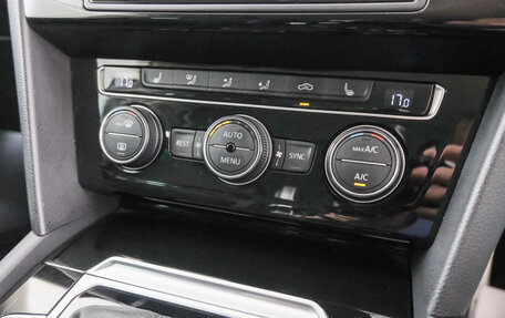 Volkswagen Passat B8 рестайлинг, 2016 год, 1 499 000 рублей, 17 фотография