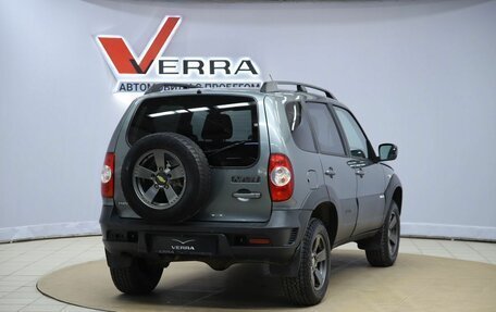 Chevrolet Niva I рестайлинг, 2018 год, 520 000 рублей, 5 фотография