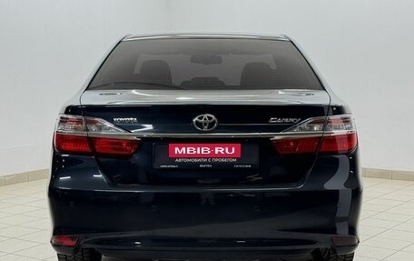 Toyota Camry, 2015 год, 1 899 000 рублей, 5 фотография