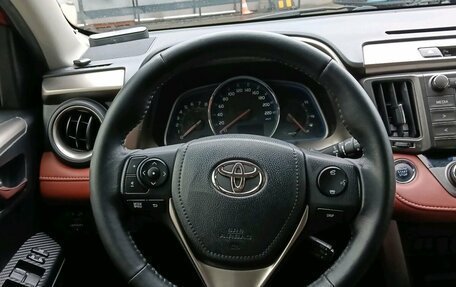 Toyota RAV4, 2014 год, 2 250 000 рублей, 15 фотография