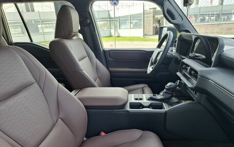 Toyota Land Cruiser Prado, 2026 год, 12 000 000 рублей, 26 фотография