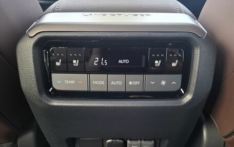 Toyota Land Cruiser Prado, 2026 год, 12 000 000 рублей, 31 фотография
