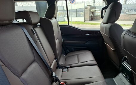 Toyota Land Cruiser Prado, 2026 год, 12 000 000 рублей, 29 фотография