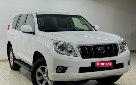 Toyota Land Cruiser Prado 150 рестайлинг 2, 2012 год, 3 189 000 рублей, 3 фотография