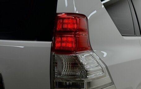 Toyota Land Cruiser Prado 150 рестайлинг 2, 2012 год, 3 189 000 рублей, 10 фотография