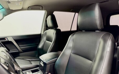 Toyota Land Cruiser Prado 150 рестайлинг 2, 2012 год, 3 189 000 рублей, 13 фотография