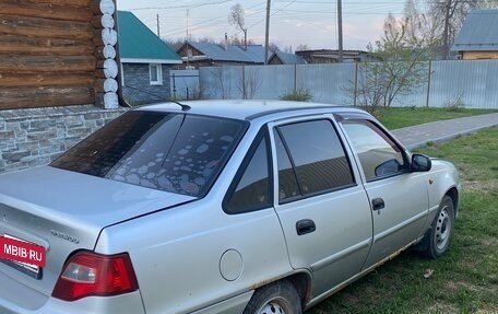 Daewoo Nexia I рестайлинг, 2013 год, 140 000 рублей, 3 фотография