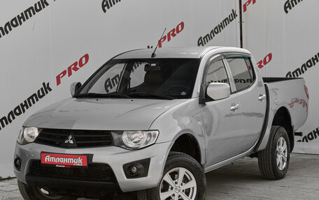 Mitsubishi L200 IV рестайлинг, 2013 год, 1 390 000 рублей, 3 фотография
