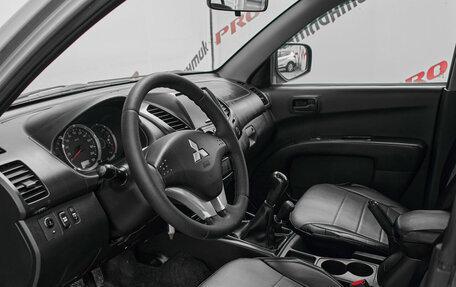 Mitsubishi L200 IV рестайлинг, 2013 год, 1 390 000 рублей, 11 фотография