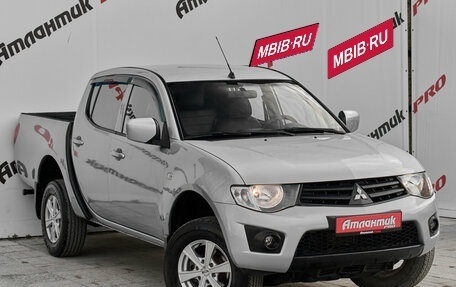Mitsubishi L200 IV рестайлинг, 2013 год, 1 390 000 рублей, 5 фотография