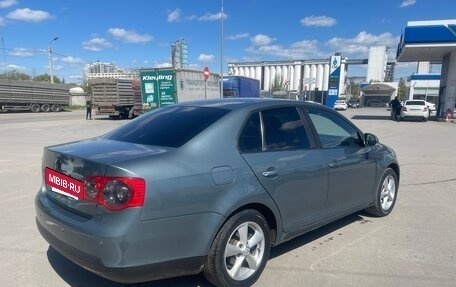 Volkswagen Jetta VI, 2007 год, 600 000 рублей, 6 фотография