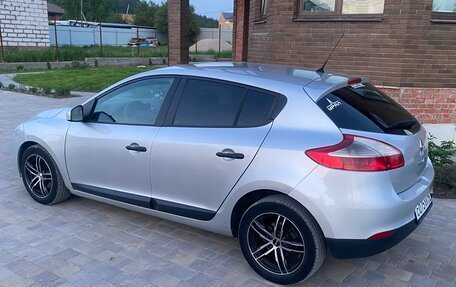 Renault Megane III, 2010 год, 450 000 рублей, 6 фотография