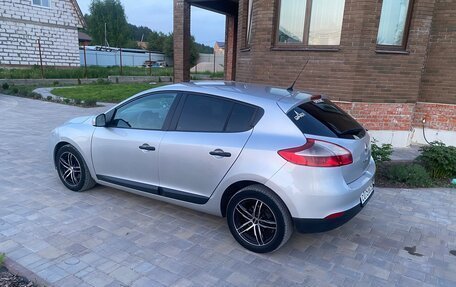 Renault Megane III, 2010 год, 450 000 рублей, 7 фотография