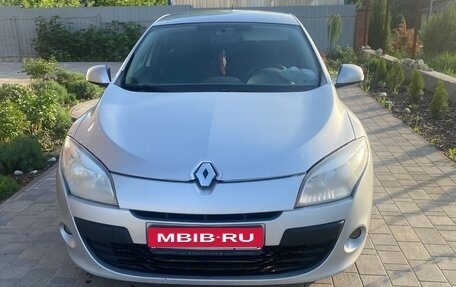 Renault Megane III, 2010 год, 450 000 рублей, 15 фотография