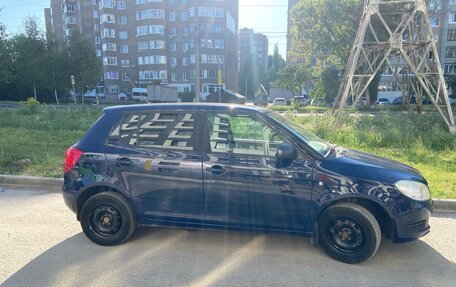Skoda Fabia II, 2011 год, 450 000 рублей, 3 фотография