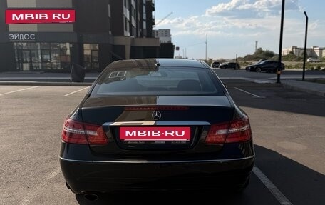Mercedes-Benz E-Класс, 2012 год, 1 350 000 рублей, 2 фотография