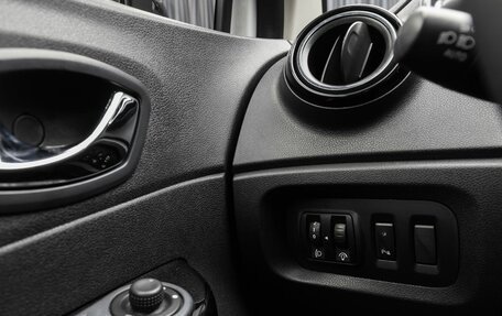 Renault Kaptur I рестайлинг, 2017 год, 1 299 000 рублей, 21 фотография